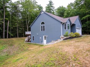 16 Ward Way, Danville, NH 03819