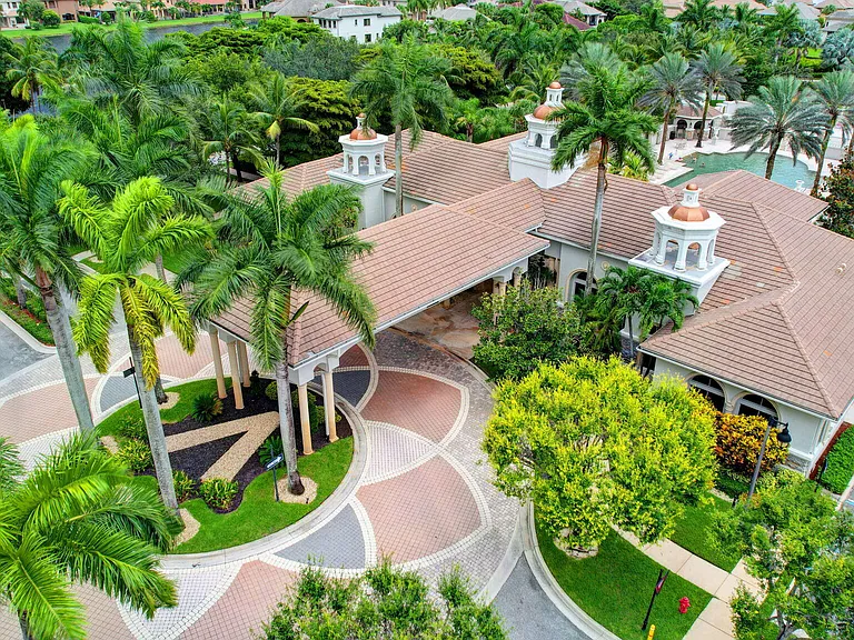 10337 Trianon Pl — Photo 88