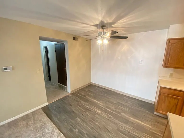 Superior Place Apartments — Photo 21
