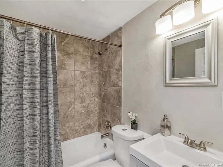 153 Beach Rd #1 — Photo 4