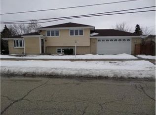 8100 Normandy Ave, Burbank, IL 60459