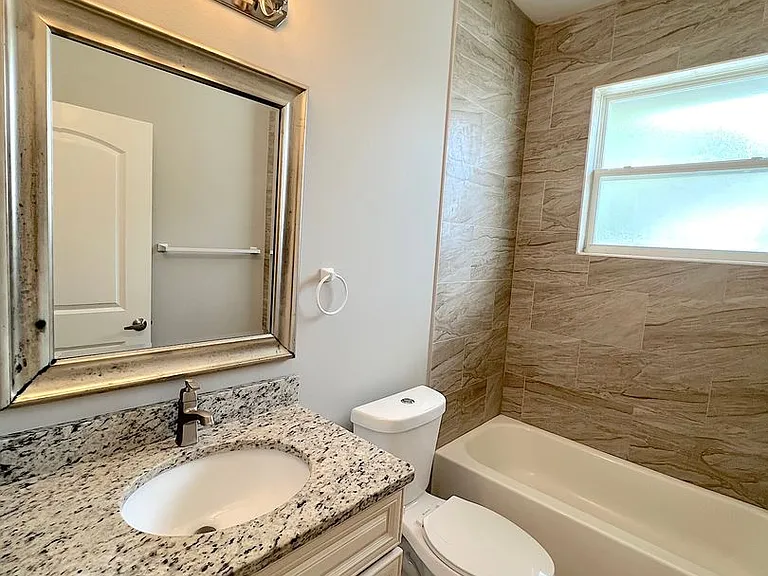 80 Buttonworth Dr #B — Photo 24