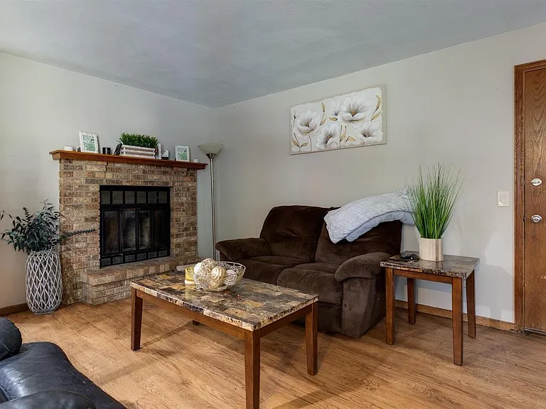 49 Park Heights Ct — Photo 7