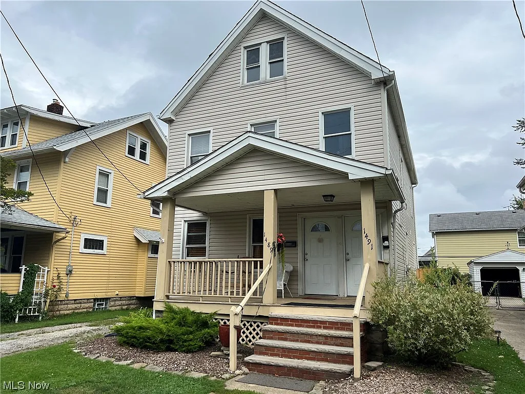 1489 Newman Ave photo 1