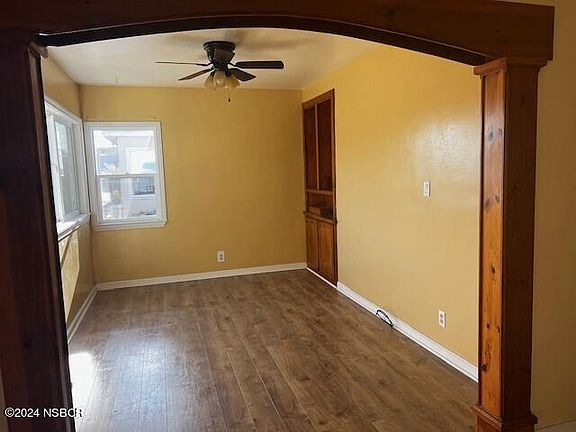 4th image of 1023 W Chapel St