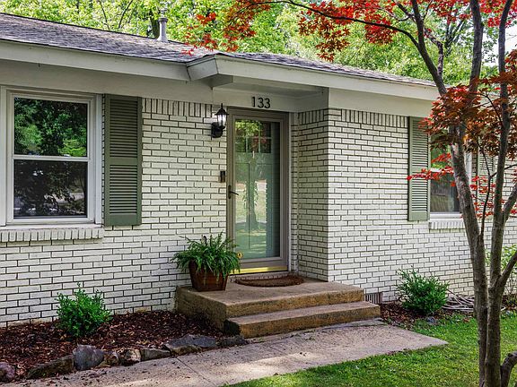 5th image of 133 Oxmoor Rd