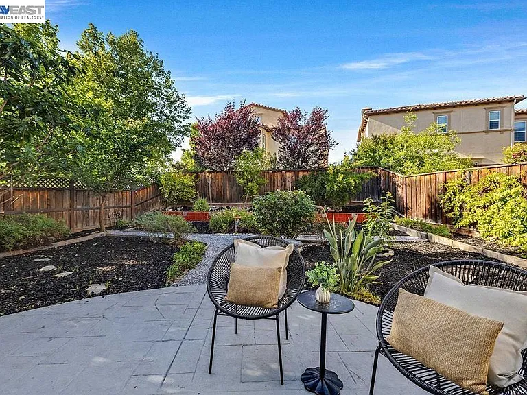 6180 Alpine Blue Dr — Photo 20