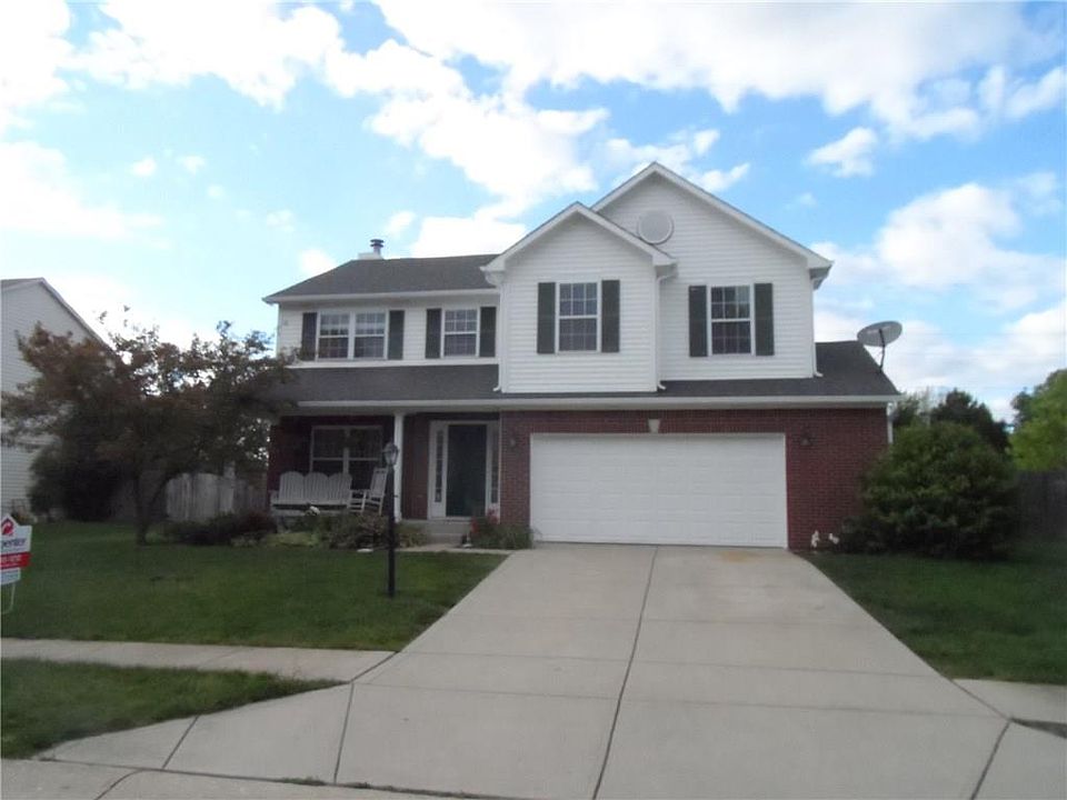 1st image of 110 E Bloomfield Ln