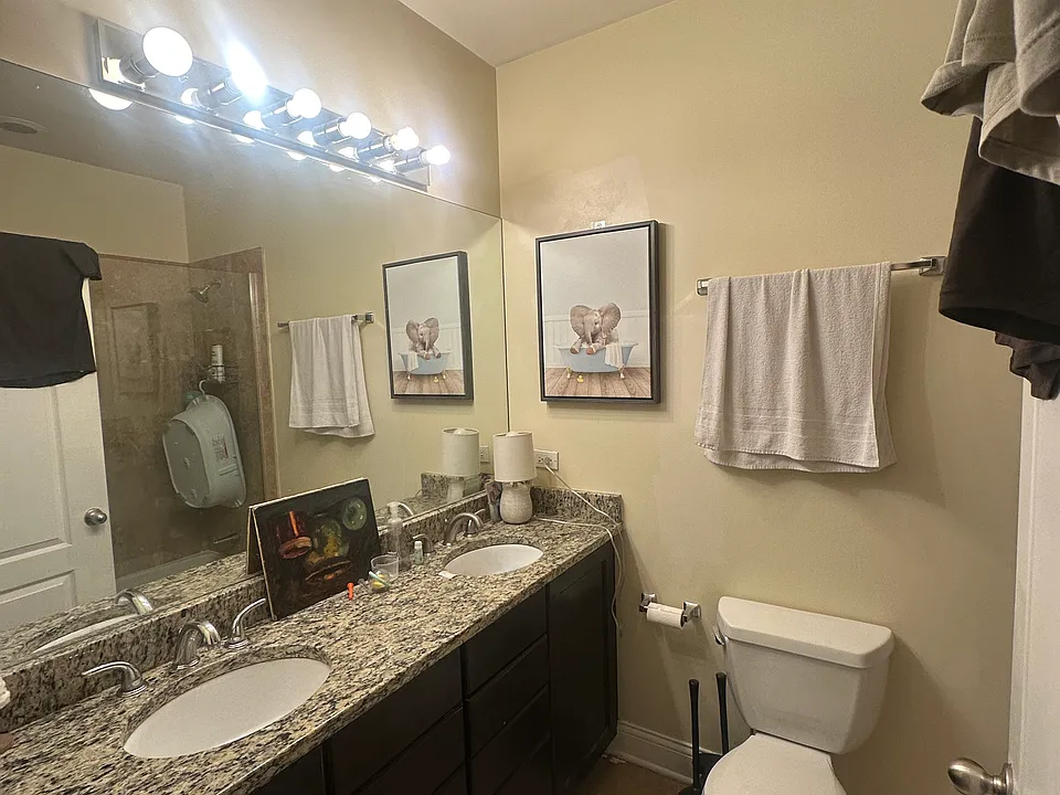 2000 W Warren Blvd #2SW