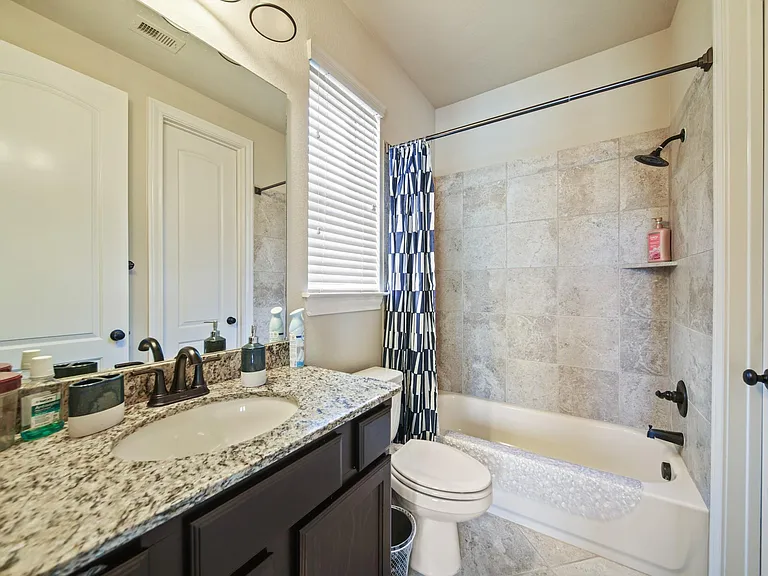 2523 Crossvine Dr — Photo 25