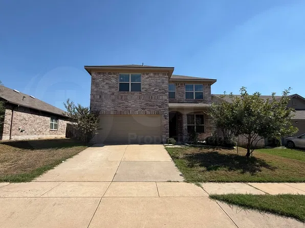 2917 Whitetail Chase Dr, Fort Worth, TX 76108