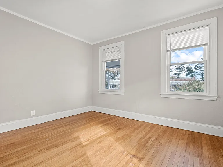 39 Robin Rd #304 — Photo 17