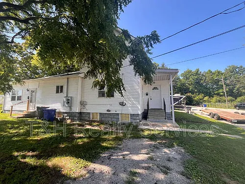 609 S Crystal St Photo 1