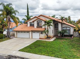 1035 N Chestnut Ave, Rialto, CA 92376