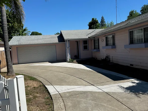2640 Cardinal Ct, Carmichael, CA 95608