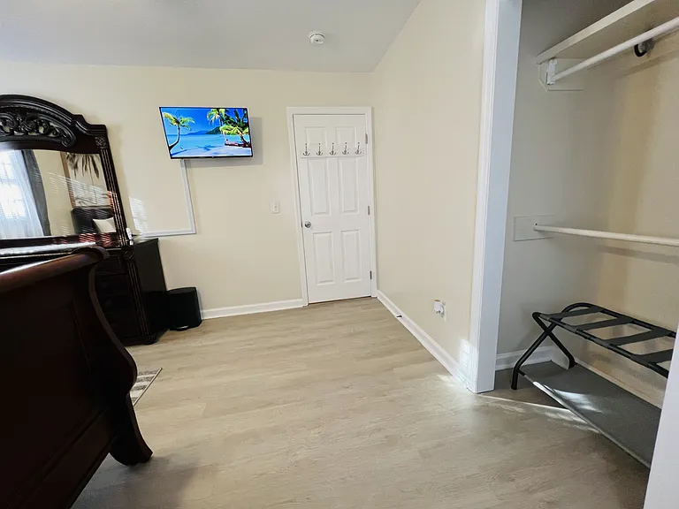 4452 Garwood Dr — Photo 57