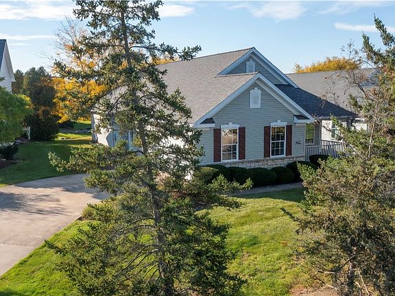 2nd image of 10258 Mayapple Pl