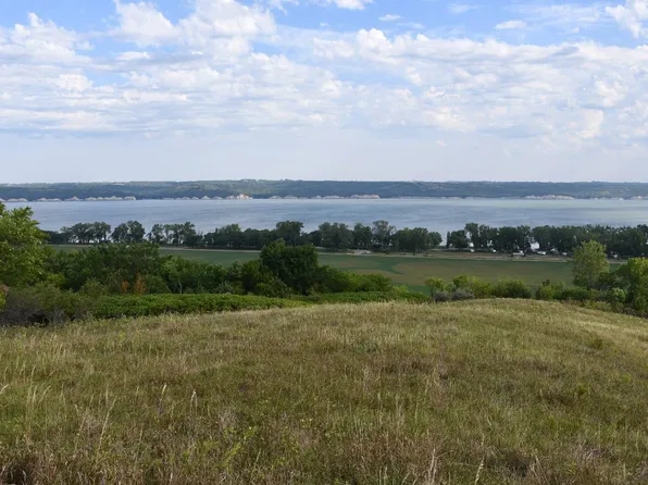 54619 Brody Dr, Crofton, NE 68730