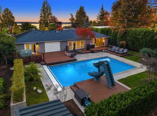 8712 Talbot Rd, Edmonds, WA 98026