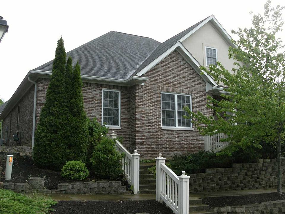 1st image of 3887 E Regents Cir