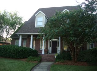 1505 Gallery St, Pascagoula, MS 39581