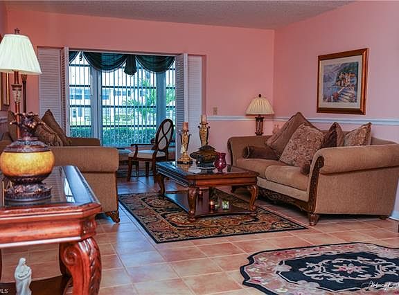 3rd image of 1461 Saddle Woode Dr #6A