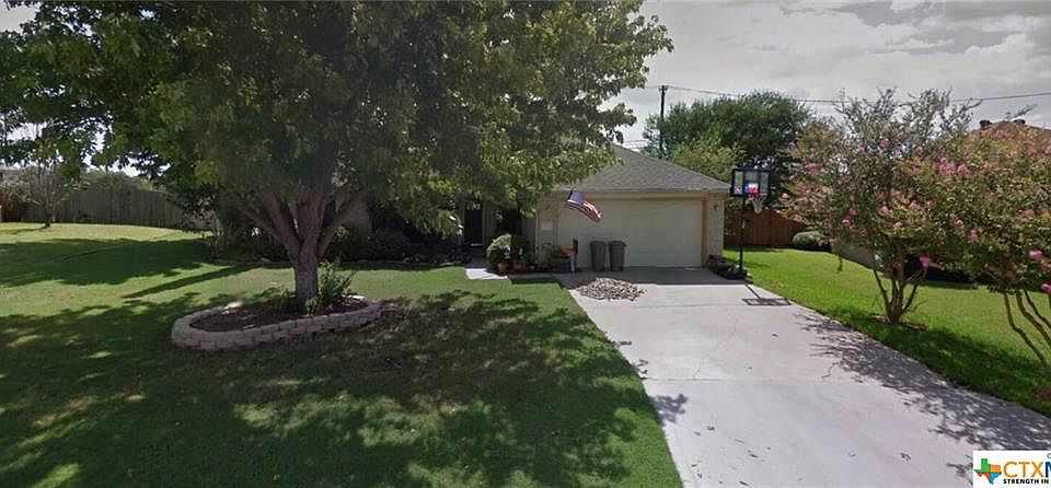 1st image of 2513 Creek Dr