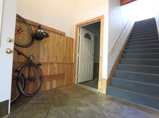1719 SE Miller St #1, Portland, OR 97202
