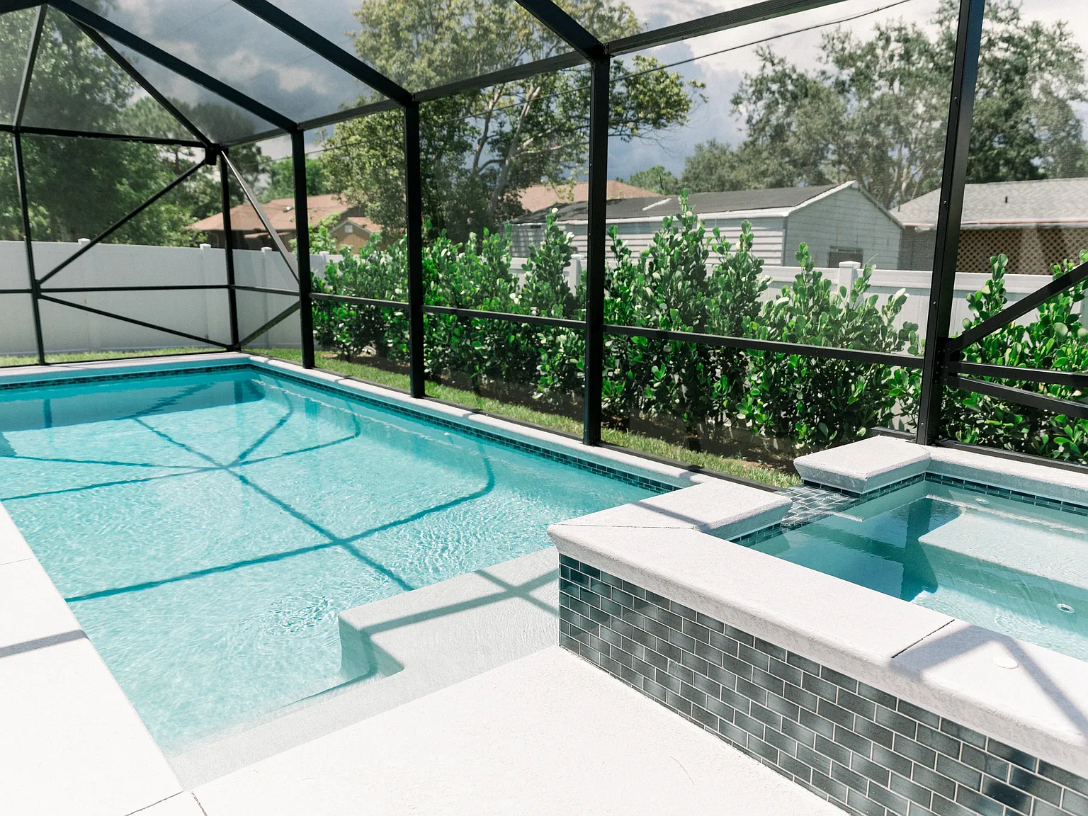 922 Jamaica Avenue - Fully Furnished Pool Home — Photo 4