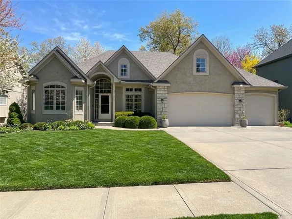 7823 N Cosby Ave, Kansas City, MO 64151