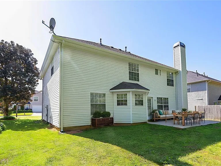 312 Eagle Way — Photo 32