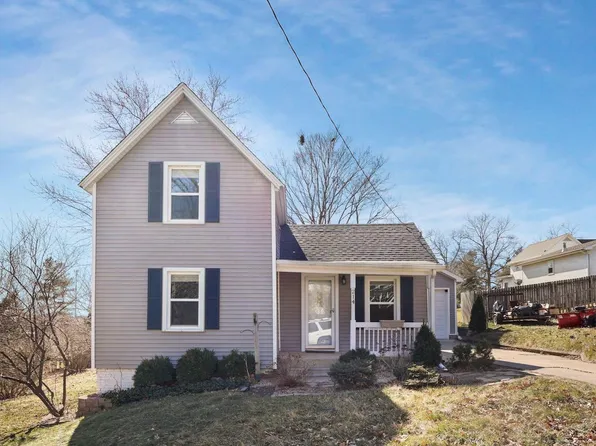 214 E Cypress St, Elmwood, IL 61529