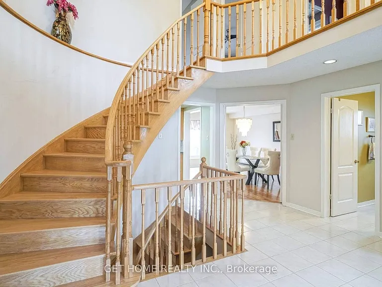 5668 Turney Dr #UPPER — Photo 6