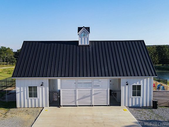 5th image of 24 Falcon Tree Loop