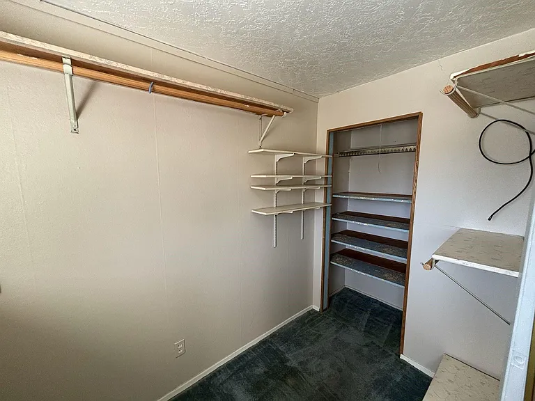 11018 Sharpview Dr — Photo 9