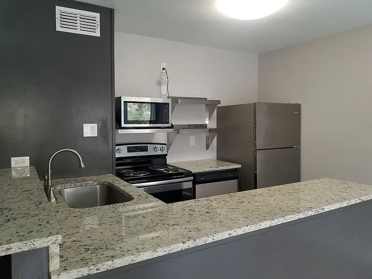 133 Parland Pl — Photo 13