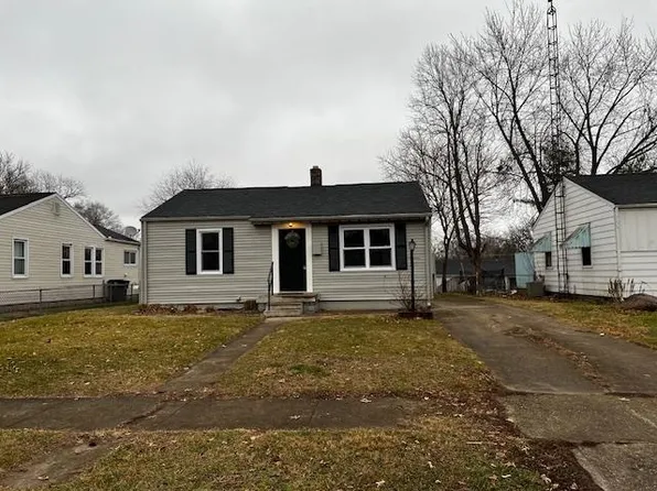 2816 Ohio Ave, Connersville, IN 47331