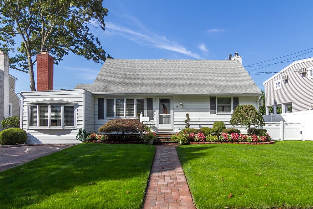 58 Broadway, Massapequa Park, NY 11762 Zillow
