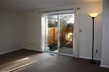 3rd image of 4757 Ledgewood Dr Unit 2C