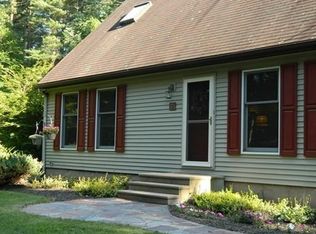 374 Batchelor St, Granby, MA 01033