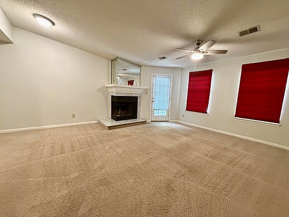 3rd image of 712 Inlet Quay Unit 1-H