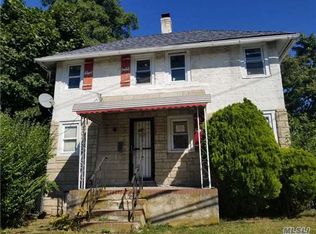 341 Higbie Ln, West Islip, NY 11795