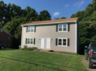 817 Smith St, Bedford, VA 24523