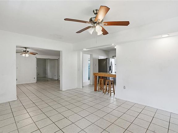 5th image of 78 Victoria DR