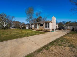 587 Springdale Rd, Mount Olive, AL 35117