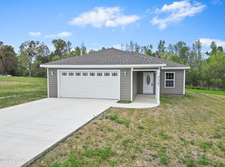 21367 NE Spring Hill Dr, Blountstown, FL 32424