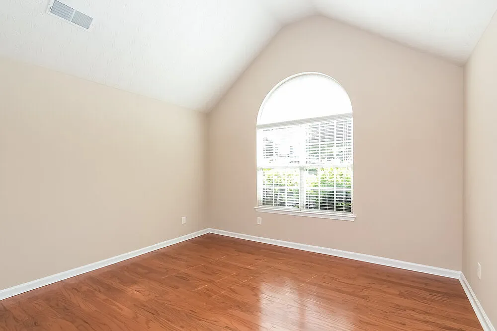 4 bed, 2.5 bath, 2666 sqft, $2,430 — Photo 4