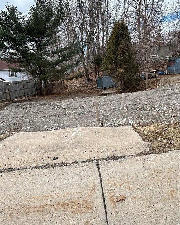 2nd image of 11 Portage St