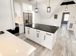 267 Hollister Ave #3, Bridgeport, CT 06607