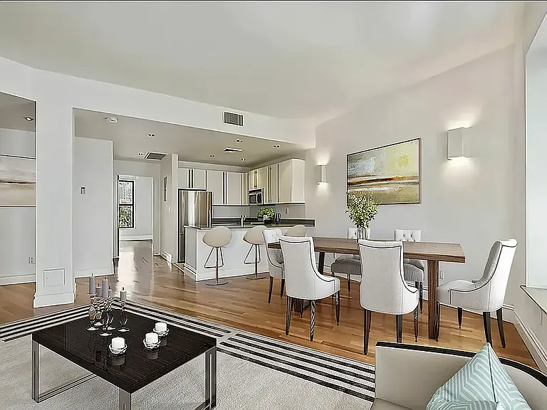 154 W 70th St #4E — Photo 3